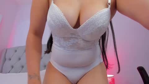 Anny bluey online show from February 17, 2025, 3:20 pm