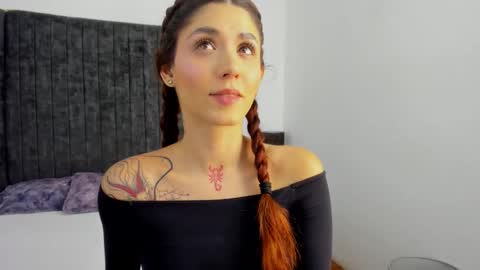 Anny online show from March 24, 2026, 10:48 pm