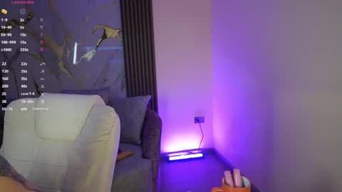 Ana online show from November 1, 2025, 11:34 am