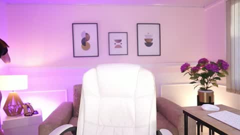 Ana online show from June 11, 2026, 11:52 am