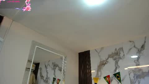 Anny online show from June 25, 2026, 8:57 pm