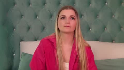 annyraii online show from February 2, 2026, 6:23 am