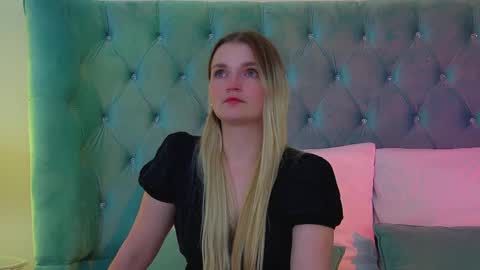 annyraii online show from March 21, 2026, 6:33 pm