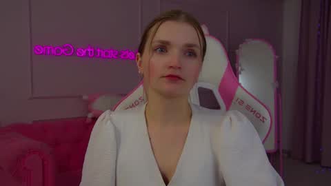 annyraii online show from March 22, 2026, 6:11 pm