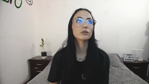Snapshot of annyroberts_89 chatting on January 26, 2025, 6:58 pm Anny online show from January 26, 2025, 6:58 pm