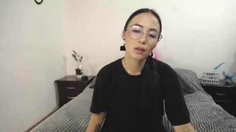 Snapshot of annyroberts_89 chatting on February 21, 2025, 1:22 am Anny online show from February 21, 2025, 1:22 am