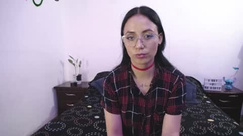 Snapshot of annyroberts_89 chatting on March 11, 2025, 11:37 pm Anny online show from March 11, 2025, 11:37 pm