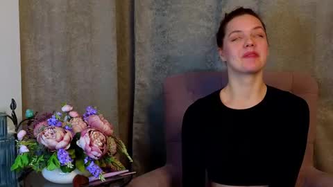 Anny online show from February 14, 2025, 8:26 pm
