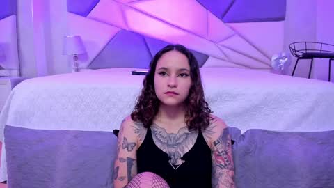AnnyT online show from January 25, 2025, 11:11 pm
