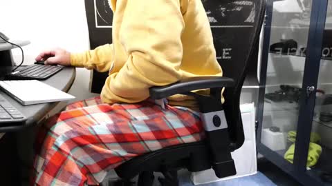 Snapshot of anonycock7 chatting on February 13, 2026, 2:46 pm D online show from February 13, 2026, 2:46 pm