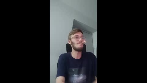 Snapshot of anonymousstoner58 chatting on March 4, 2026, 9:21 pm anonymousstoner58 online show from March 4, 2026, 9:21 pm