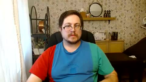 Answer4242 online show from September 28, 2025, 8:58 pm