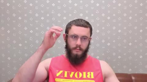 Ant online show from November 20, 2025, 9:42 am