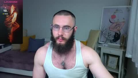 Ant online show from May 6, 2026, 7:41 pm