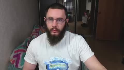 Ant online show from June 14, 2026, 10:45 pm