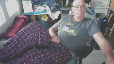 Snapshot of antares590 chatting on March 12, 2025, 2:23 pm antares590 online show from March 12, 2025, 2:23 pm