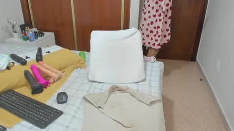 anthonela_hotsex online show from January 12, 2025, 11:26 pm
