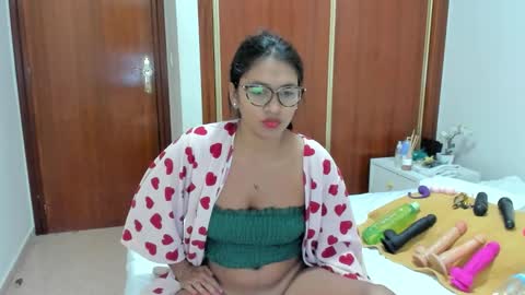 Snapshot of anthonela_hotsex chatting on October 26, 2025, 5:19 pm anthonela_hotsex online show from October 26, 2025, 5:19 pm