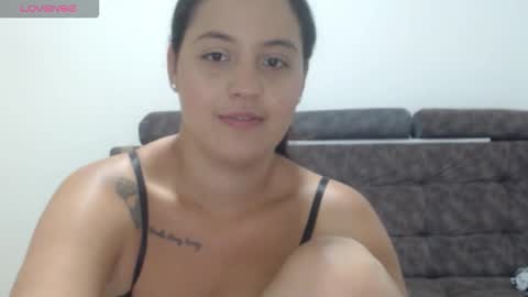 Snapshot of anthonela_queen chatting on February 15, 2026, 11:34 pm Anthonela Queen online show from February 15, 2026, 11:34 pm