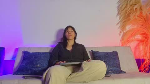 antonia online show from July 6, 2026, 9:06 pm