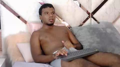 anthony online show from February 26, 2025, 9:37 pm