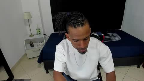 Snapshot of anthoy_wayans chatting on December 14, 2024, 8:40 pm       online show from December 14, 2024, 8:40 pm