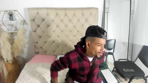 Snapshot of anthoy_wayans chatting on September 27, 2025, 2:05 am       online show from September 27, 2025, 2:05 am