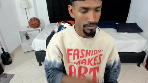 Snapshot of anthoy_wayans chatting on October 3, 2025, 12:40 am       online show from October 3, 2025, 12:40 am