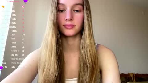 Viktoria online show from May 3, 2026, 3:18 pm