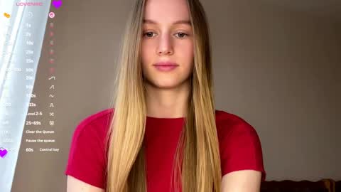 Viktoria online show from May 9, 2026, 3:39 pm