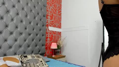 antonela_tellez online show from March 22, 2026, 11:02 am