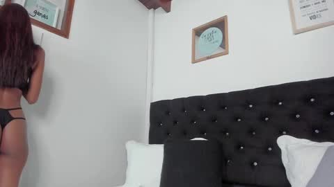 Snapshot of antonelabella chatting on December 1, 2024, 10:53 pm Antonela online show from December 1, 2024, 10:53 pm