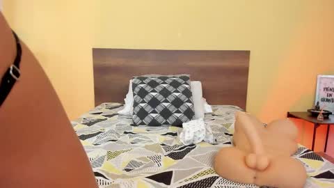 Snapshot of antonelabella chatting on January 14, 2025, 7:06 am Antonela online show from January 14, 2025, 7:06 am