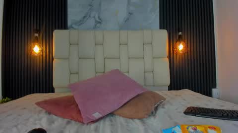 Antonella online show from March 7, 2026, 12:02 pm