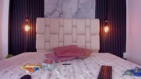 Antonella online show from March 23, 2026, 8:13 pm