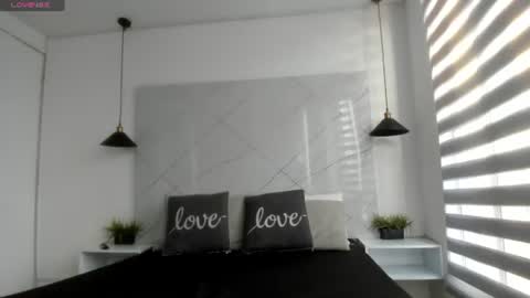 Antonella online show from July 16, 2026, 9:32 pm