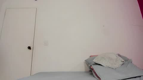 ANTONELLA online show from February 10, 2025, 7:17 pm