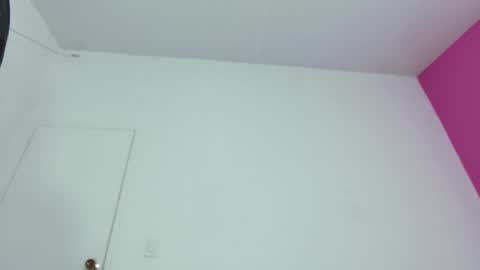 ANTONELLA online show from February 25, 2025, 1:41 am