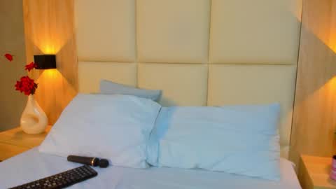 A N T O N E L L A  online show from February 7, 2026, 12:09 pm