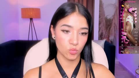  Antonella Grayy  online show from February 5, 2025, 5:09 pm