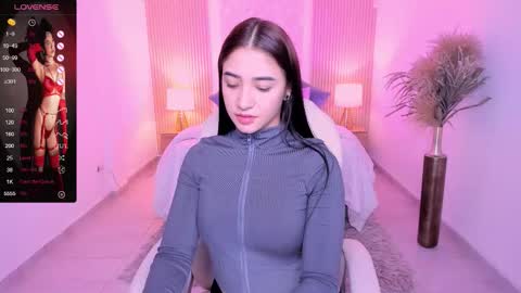 Snapshot of antonella_grayy chatting on October 7, 2025, 11:07 am  Antonella Grayy  online show from October 7, 2025, 11:07 am