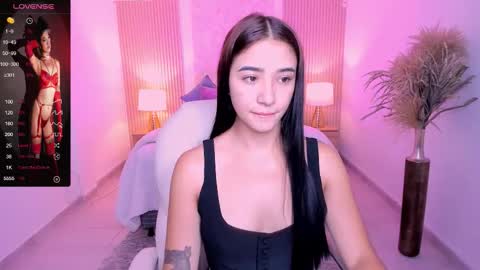 Snapshot of antonella_grayy chatting on October 8, 2025, 11:08 am  Antonella Grayy  online show from October 8, 2025, 11:08 am