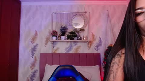 Antonella online show from December 15, 2024, 6:07 am