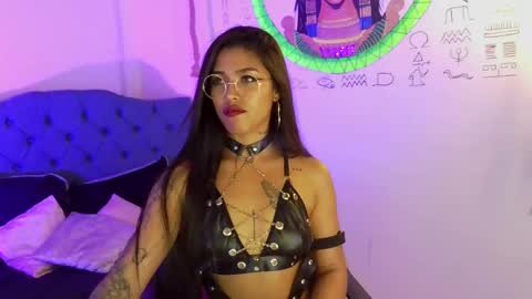 Antonella online show from February 24, 2025, 8:38 am