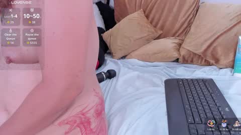 Snapshot of antonella_moon7 chatting on May 1, 2026, 4:33 pm Antonella Moon 7 online show from May 1, 2026, 4:33 pm