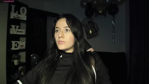 antonella  online show from October 7, 2025, 8:17 pm