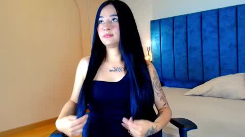 Snapshot of antonella_prada_ chatting on February 27, 2026, 4:01 am antonella online show from February 27, 2026, 4:01 am