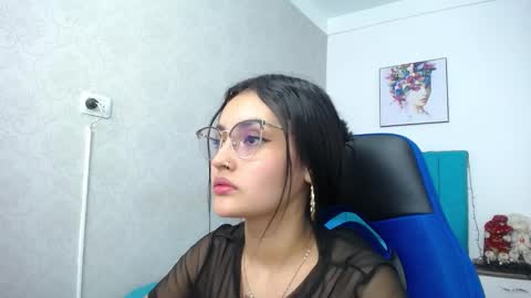 Antonella online show from December 20, 2024, 6:02 pm