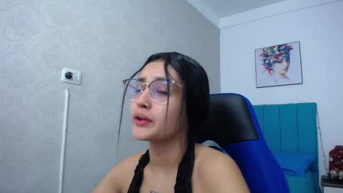 Antonella online show from December 21, 2024, 12:49 pm