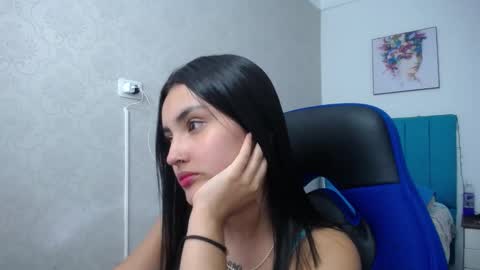 Antonella online show from January 16, 2025, 6:27 pm
